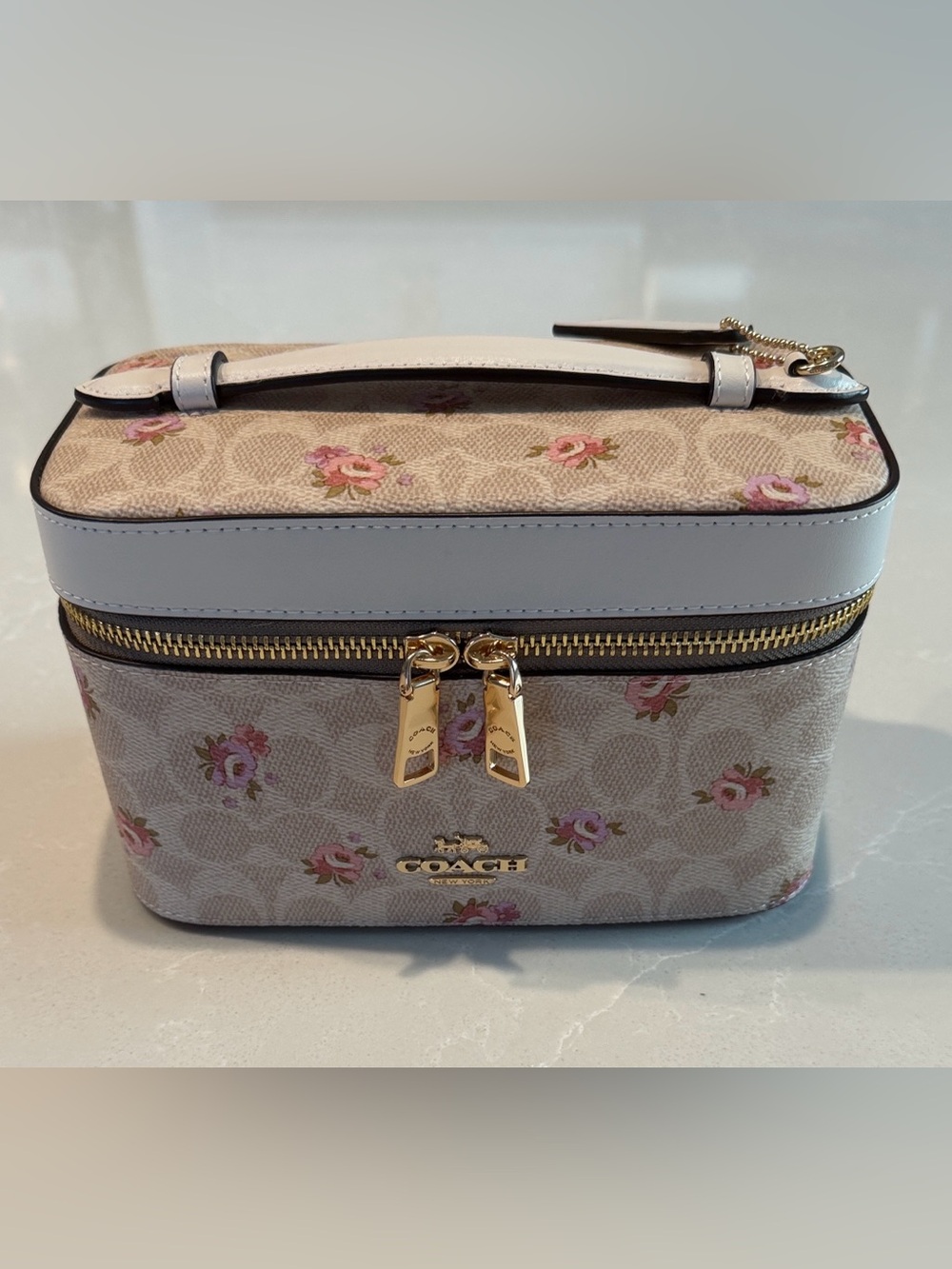 Coach Outlet Cosmetic Case In Floral Signature Canvas NWT
